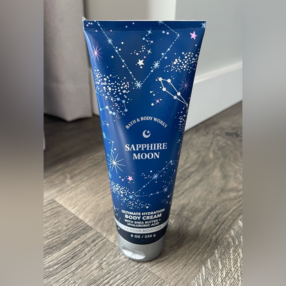 Bath & Body Works Sapphire Moon Ultimate Hydration 24 Hr Moisture Body Cream 8oz